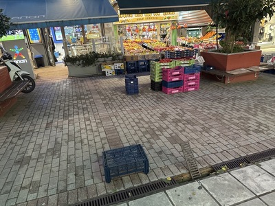 Σπασμενο υποστηριγμα φρεατιου  	Κομνηνών