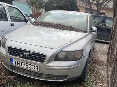 Εγκαταλελλειμενα οχηματα  Κηφισιάς