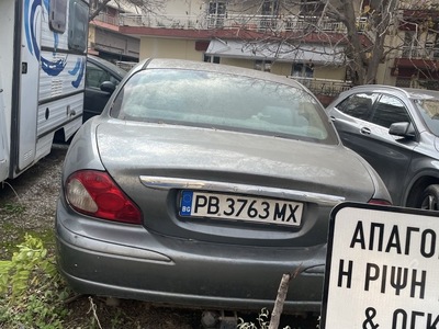 Εγκαταλελλειμενα οχηματα  Κηφισιάς