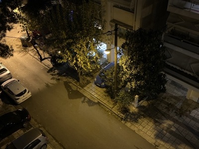 Μια ανάβει μια σβήνει 	Χρυσουπόλεως