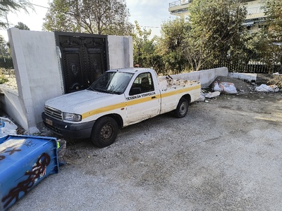 Παρατημένα μπάζα στο ΔΑΚ Τριπόλεως