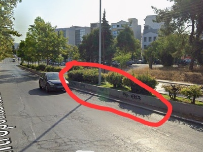 να καθαριστουν τα γκράφιτι 	Μητροπολίτου Γρηγορίου Κυδωνιών