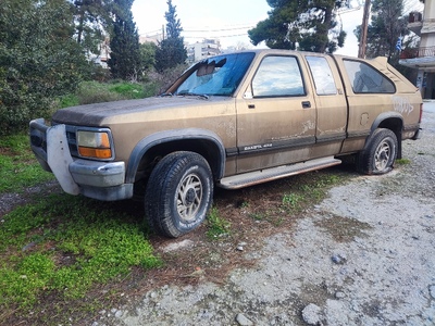 ΕΓΚΑΤΑΛΕΛΕΙΜΜΕΝΟ ΟΧΗΜΑ ΧΩΡΙΣ ΠΙΝΑΚΙΔΕΣ   Μικράς Ασίας