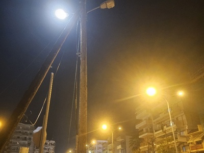 νεο φως στην κολώνα Πόντου με Επανωμής