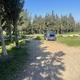 Παράνομη στάθμευση οχημάτων στον χώρο αναψυχής και άθλησης στην περιοχή Κοδρα