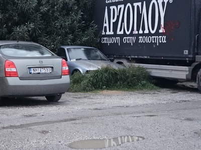 παρατημένο αμαξι  	Αριστοφάνους