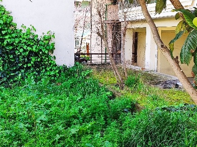 Ακαθάριστο οικόπεδο 	Αλ Παπαναστασίου