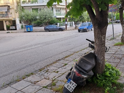 Κατεστραμμένο δίκυκλο  	Ζηργάνου