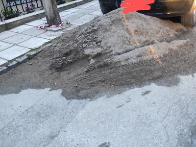 ΜΠΑΖΑ ΣΕ ΠΕΖΟΔΡΟΜΙΟ ΑΠΟ ΕΡΓΑΣΙΕΣ ΑΝΑΚΑΙΝΗΣΗΣ  	ΜΕΤΡΩΝ