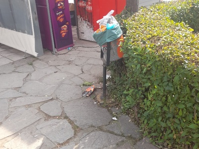 αμμεσα  καλαθακια και σκουπισμα  	 Ελ βενιζελου