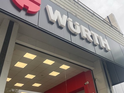 Κλαδεμα  δενδρων Εθνικης Αντιστασεως