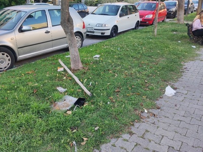 καθαριότητα γυρω απο το πάρκο Ποσειδώνος