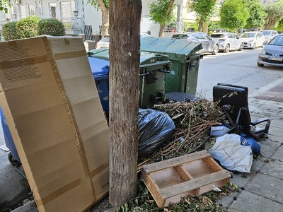 Καρεκλες και κλαδια  Κύπρου