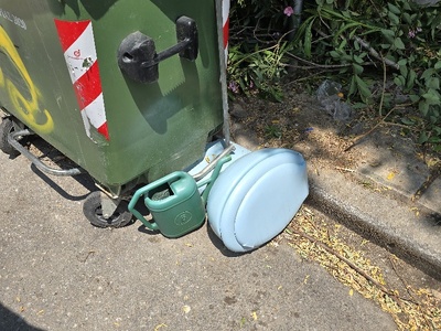 Μαζεμα ογκοδων και καθαρισμος  	Αφροδίτης