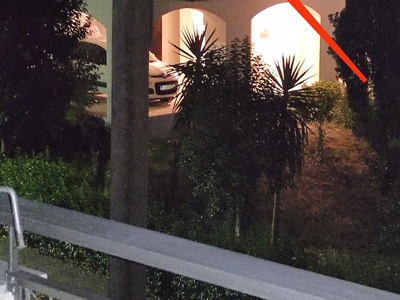 Καμμένη λαμπα στην κολώνα πανω απο 1 χρόνο Νικηφόρου Μανδηλαρά