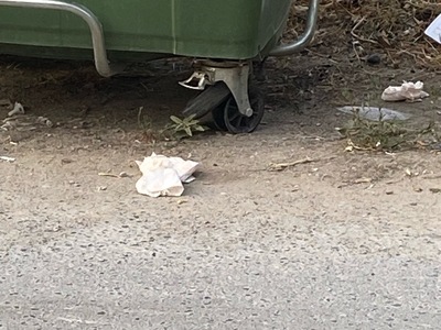 Βλάβη σε ρόδα πράσινου κάδου