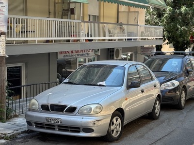 Εγκαταλελειμμένο αυτοκίνητο  Νικοπόλεως