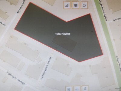 ΕΠΕΙΓΟΝ ΚΟΨΙΜΟ ΧΟΡΤΑ  ΚΙΝΔΥΝΟΣ ΦΩΤΙΑΣ ΚΑΙ ΚΛΑΔΙΑ ΑΠΟ ΔΕΝΤΡΑ ΠΟΥ ΕΠΕΣΑΝ ΠΑΝΩ ΣΕ ΠΑΡΚΙΝΓΚ  ΣΤΡΑΤΗΓΟΥ ΣΑΡΑΦΗ