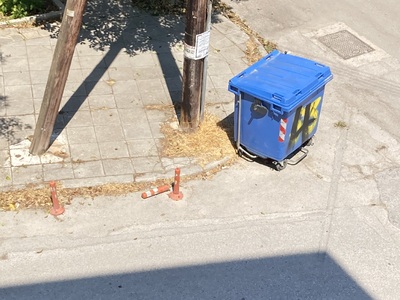 Σπασμένα κολωνάκια 	Κιουπτσίδου με Χειμωνίδου