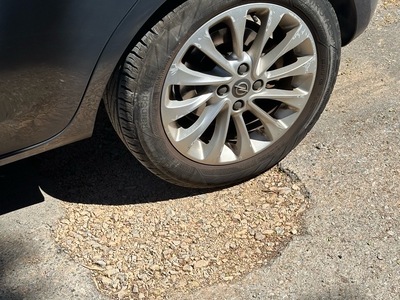 τρυπα στην τριπολεως