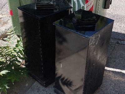 3 επιπλα Χηλής