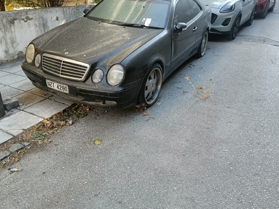 Εγκαταλελειμμένο οχημα