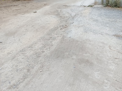 Μεγάλες λακκούβες κίνδυνος ατυχηματος  Μικράς Ασίας πριν τη διασταύρωση με Πολυβίου