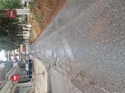 Τρύπα απο υποχώρηση οδοστρώματος 	Μικράς Ασίας