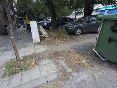 ογκώδη σκουπίδια 	καπετάν γκονη