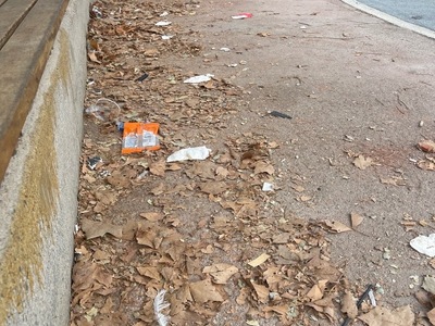 ακατάλληλη λογω σκουπιδιων