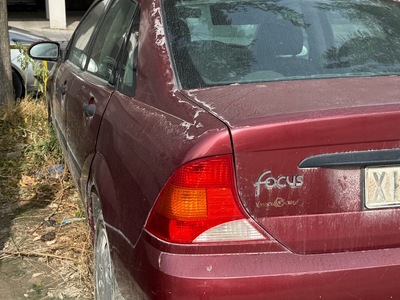 10 αυτοκίνητα  Περικλέους και Βενιζέλου