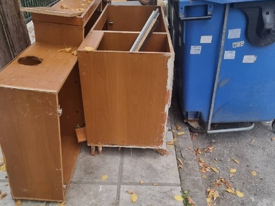 αντικείμενα βαρέα  Αδραμυτίου