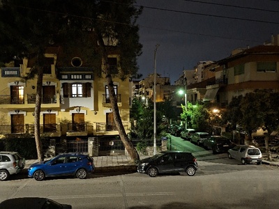 Ελλιπης φωτισμός στην Καθηγητή Ρωσσιδη