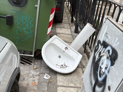 Ογκώδη 	Νικομηδείας