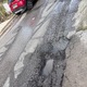 μεγαλες τρυπες στην ασφαλτο   Επίκουρου