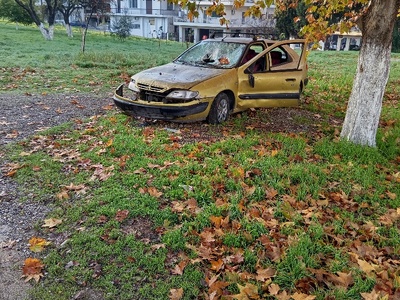 κατεστραμμένο όχημα  Άλσους Νέας Κρήνης