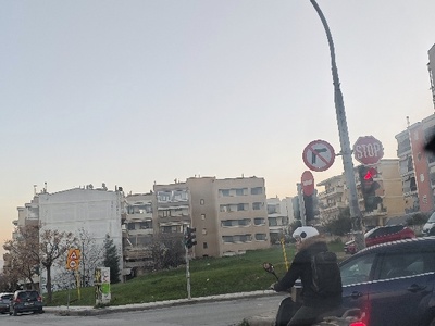 Καμμενη λάμπα   Κωνσταντίνου Καραμανλή με Μακεδονίας