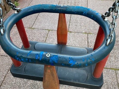 Βανδαλισμένη Παιδική Χαρά