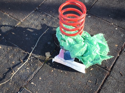 ΚΑΤΕΠΕΙΓΟΝ: Άμεσος κίνδυνος σοβαρού τραυματισμού σε εγκαταλελειμμένη παιδική χαρά   Ανδρέα Παπανδρέου