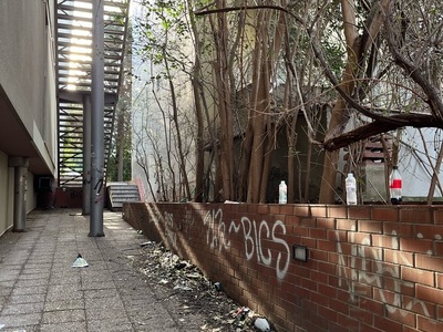 ΑΠΟΡΡΙΜΑΤΑ  Κομνηνων