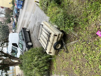 Κατάληψη κοινόχρηστου χώρου από ρυμουλκούμενο Χανίων