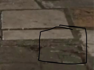 Σπασμένο πλακάκι  Ιωάννη Πασαλίδη