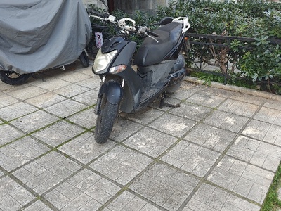 μηχανή αφημενη  Ιωάννη Πασαλίδη