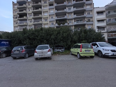 να πάρετε το σκουπίδι   Θερμαϊκού  & Αδριανουπόλεως