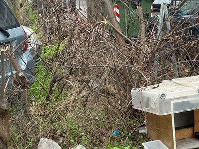 Μόνιμο παράπονο για την κατάσταση του δρόμου δίπλα στον παιδικό σταθμό