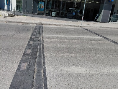 φωτεινή διάβαση  Βρυούλων