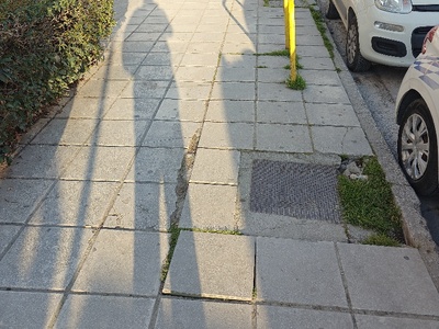 Πλάκα πεζοδρομίου  	Ιωάννη Πασαλίδη