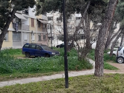 αμμεσα  	Κνωσου 3/15  αρκετες καμενες λαμπες .... Και καθαρισμα τους γλουμπους