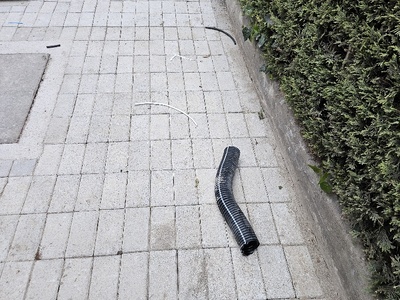 Σκουπιδια του συνεργειου ηλεκτροδοτησης  	Παπακυρίτση