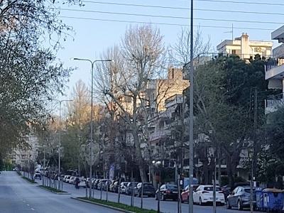 Οικονομία... φωτιστικά καίνε μέρα Καπετάν Γκόνη